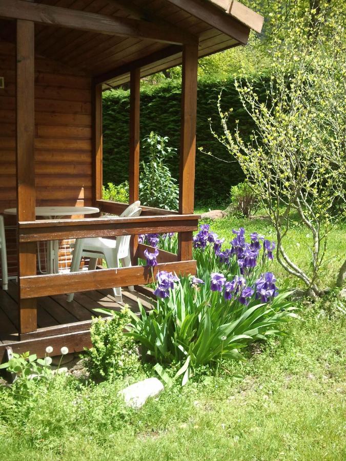 Les Chalets Quazemi A Casteil Luaran gambar