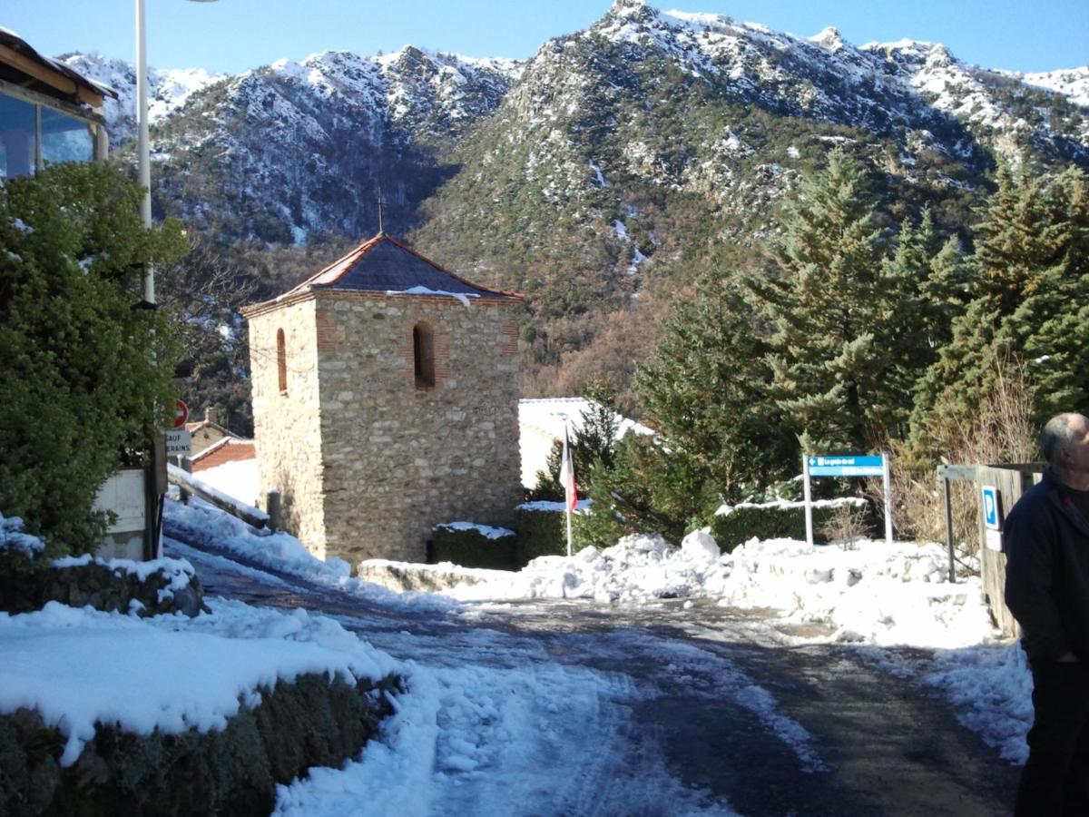 Les Chalets Quazemi A Casteil Luaran gambar